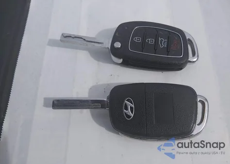 2017 Hyundai Santa Fe Sport 2.4L из США, поврежденный, VIN 5XYZTDLB7HG391916